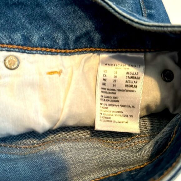 American Eagle Distressed Denim Mini Skirt Size 20 - Picture 6 of 9